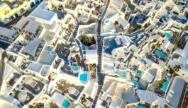 Καλοκαίρι 2025: Οι 5 βασικοί τύποι ταξιδιωτών που επιλέγουν φέτος τα ελληνικά νησιά σύμφωνα με τη Ferryscanner