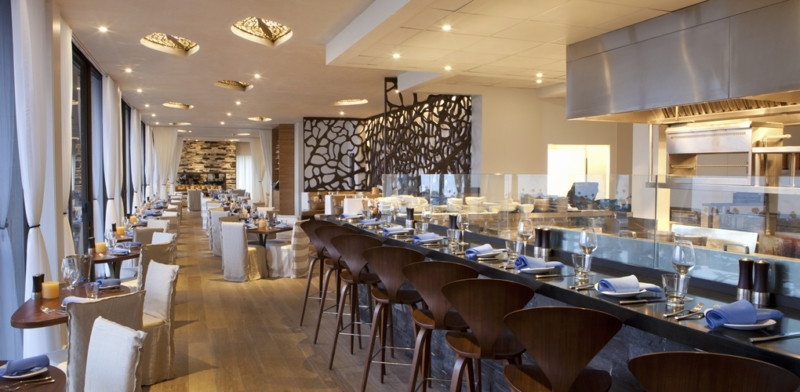 QQ_cuspdine_11_1020x500_FitToBoxSmallDimension_Center