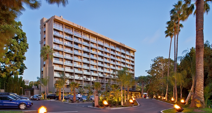 QQ_exterior_690x367_FitToBoxSmallDimension_Center