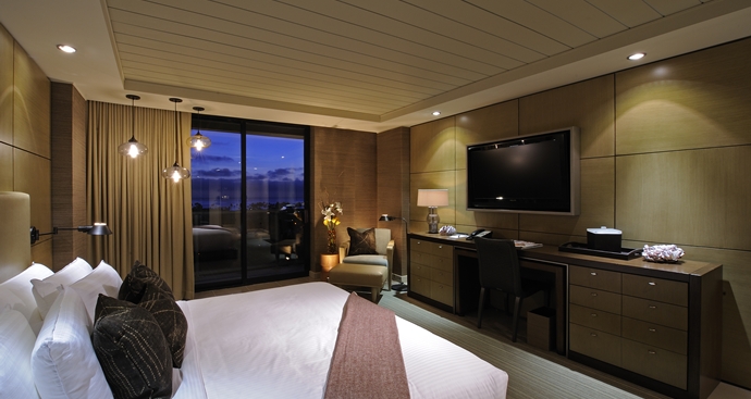 QQ_guestrm_3_690x367_FitToBoxSmallDimension_Center