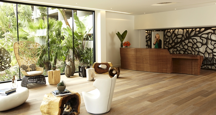 QQ_reception_5_690x367_FitToBoxSmallDimension_Center