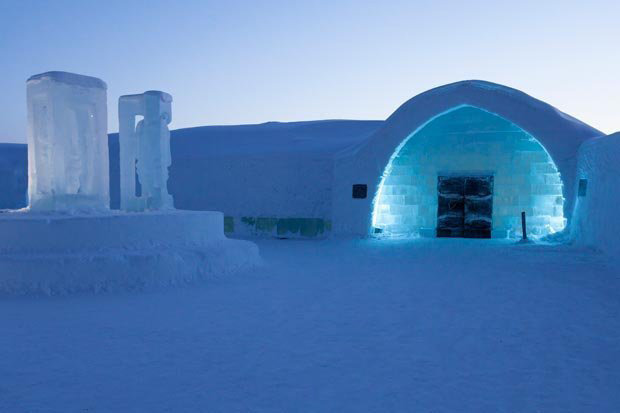 SWEDEN-ICE-HOTEL-518238