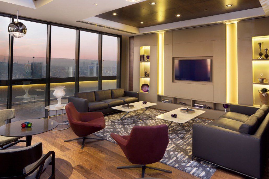 014-club-lounge-l_0358-1030x687