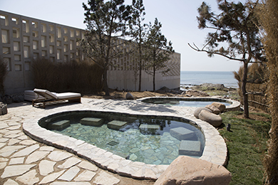 50. Outdoor Hot Spring2