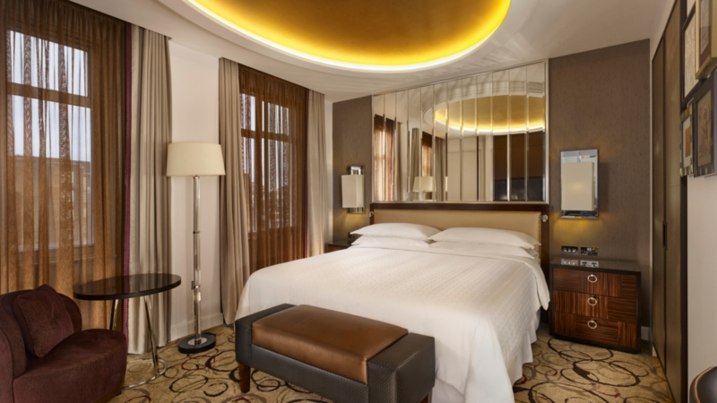 Superior-Room-Sheraton-Park-Lane-Hotel-London-Piccadilly-Mayfair