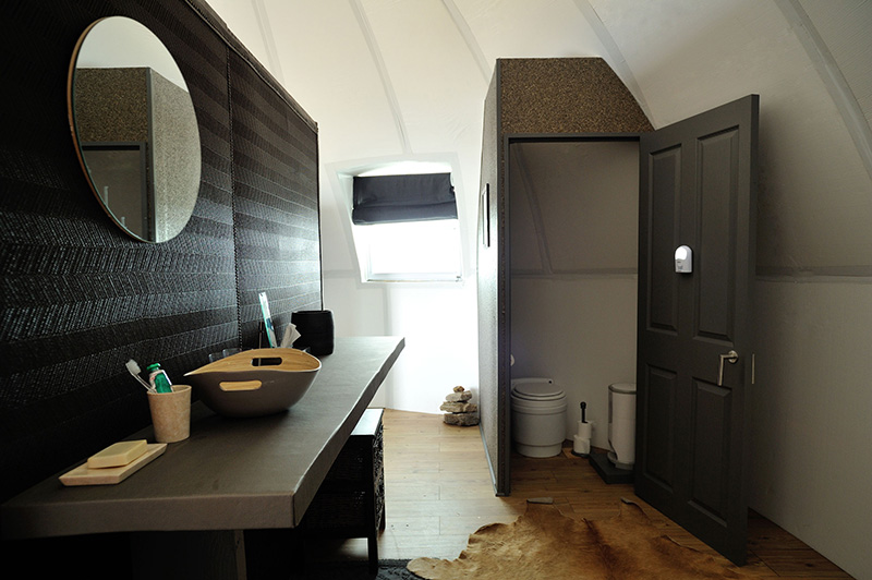 The Pod’s Bathroom