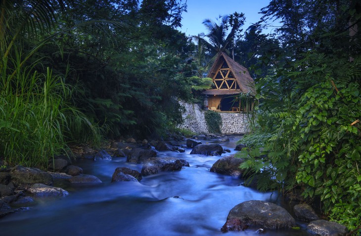 6fbfb0-4394-4276-89c5-e9f825953ce9