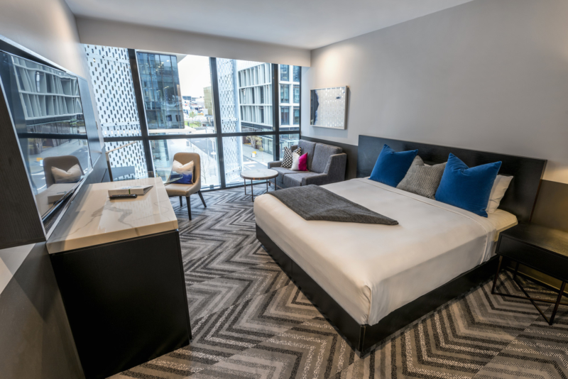 peppers-kings-square-hotel-peppers-king-room