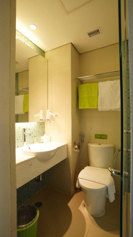 bathroom1476170971-m