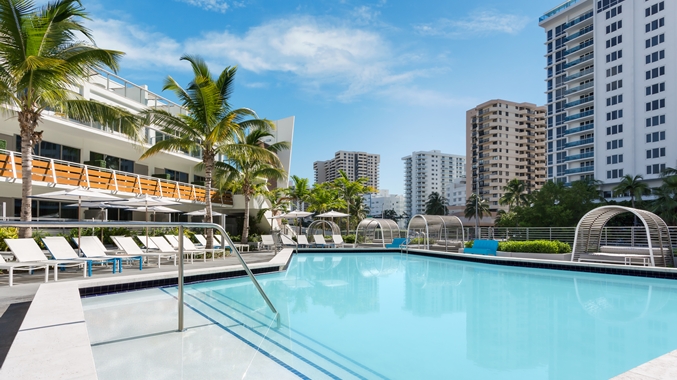 dt_poolsteps_14_677x380_fittoboxsmalldimension_center