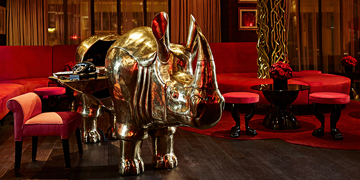 hotel-vagabond-a-tribute-portfolio-hotel-reception-rhino-content