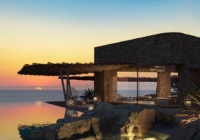 Συγκρότημα εξοχικών κατοικιών στην Πελοπόννησο από την Potiropoulos + Partners