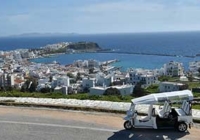 Το Akrogiali Hotel επεκτείνει τις υπηρεσίες του σε συνεργασία με την Tuk Tuk Hellas