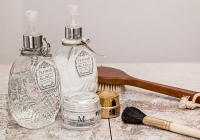 Αξεσουάρ μπάνιου για όμορφη διαμονή