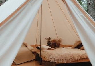 Hotel Concept: Glamping