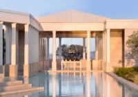 Το Amanzoe γιορτάζει την πρώτη του δεκαετία