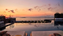 Η Myconian Collection παρουσιάζει τη νέα της οπτική ταυτότητα, μια σύγχρονη ματιά στη διαχρονική φιλοξενία Η Myconian Collection παρουσιάζει τη νέα της οπτική ταυτότητα, μια σύγχρονη ματιά στη διαχρονική φιλοξενία