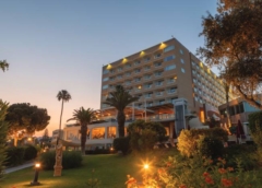 ST. RAPHAEL RESORT & MARINA, CYPRUS: Διαχρονική Πολυτέλεια με Μεσογειακή Ταυτότητα